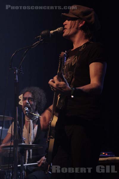 THE DANDY WARHOLS - 2008-12-07 - PARIS - Le Bataclan - 